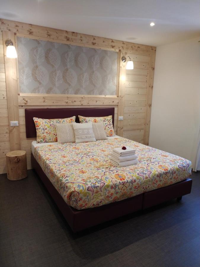 Ledro Lake Suite "Pur" Меццолаго Экстерьер фото